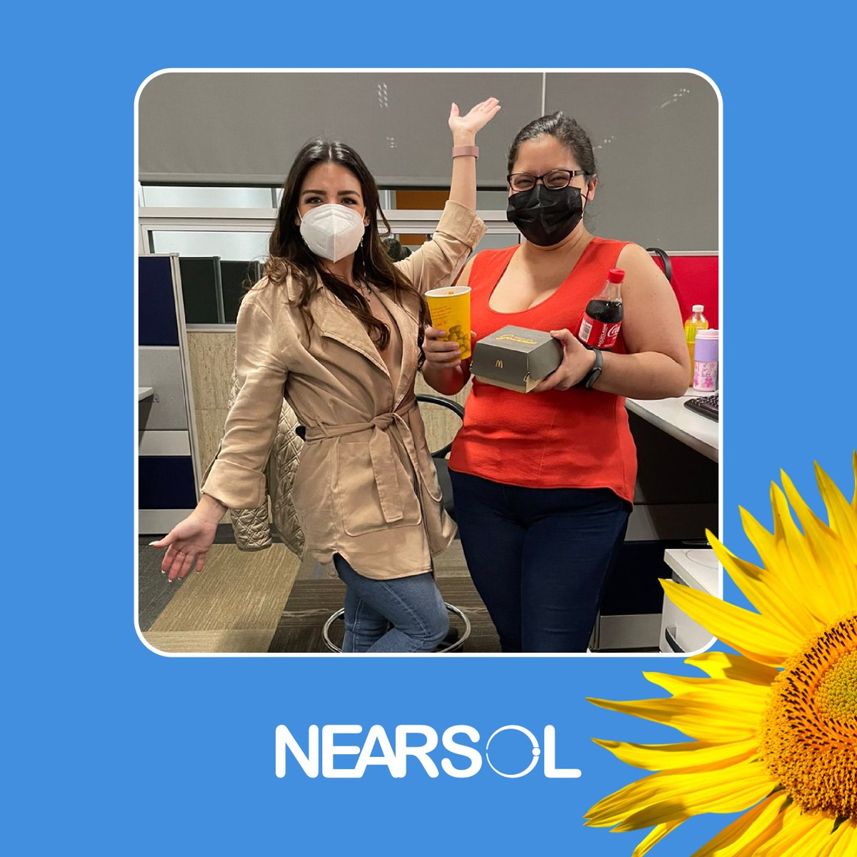 nearsol's tweet photo. ✨A happy meal equals a happy day.🙃✨

❤️ We love spoiling our #NearsolFamily, so we gave them delicious food 🍟🍔🥤 to keep our #SummerMood going!☀️

#Nearsolgt #ItFeelsLikeFamily #YoullLoveItHere #CiudaVieja #TorreNearsol #GPTW https://t.co/MxNUCu4ZjH