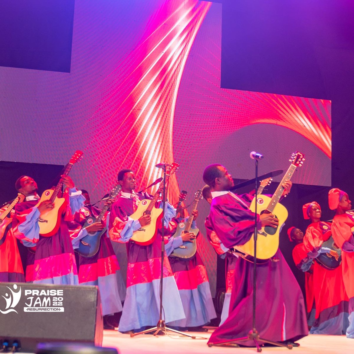 Wazobia_FM's tweet image. PRAISE JAM 2022!!!!
.
.
#praisejam2022 #theresurrection