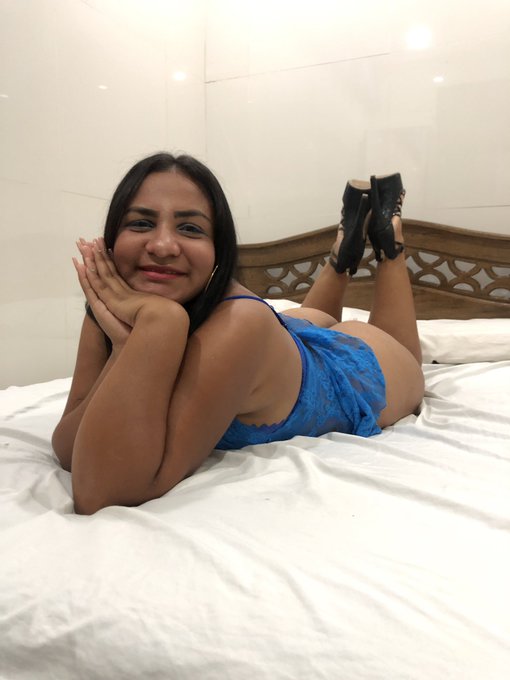 La vida es corta: sonr&iacute;ele a quien llora, ignora a quien te critica, y s&eacute; feliz con quien te importa&hellip;  Adquiere<a href="/tag/colombia"class="tags"><span>#colombia</span></a><a href="/tag/valledupar"class="tags"><span>#valledupar</span></a><a href="/tag/webcam"class="tags"><span>#webcam</span></a><a href="/tag/telegram"class="tags"><span>#telegram</span></a><a href="/tag/sigueme"class="tags"><span>#sigueme</span></a>