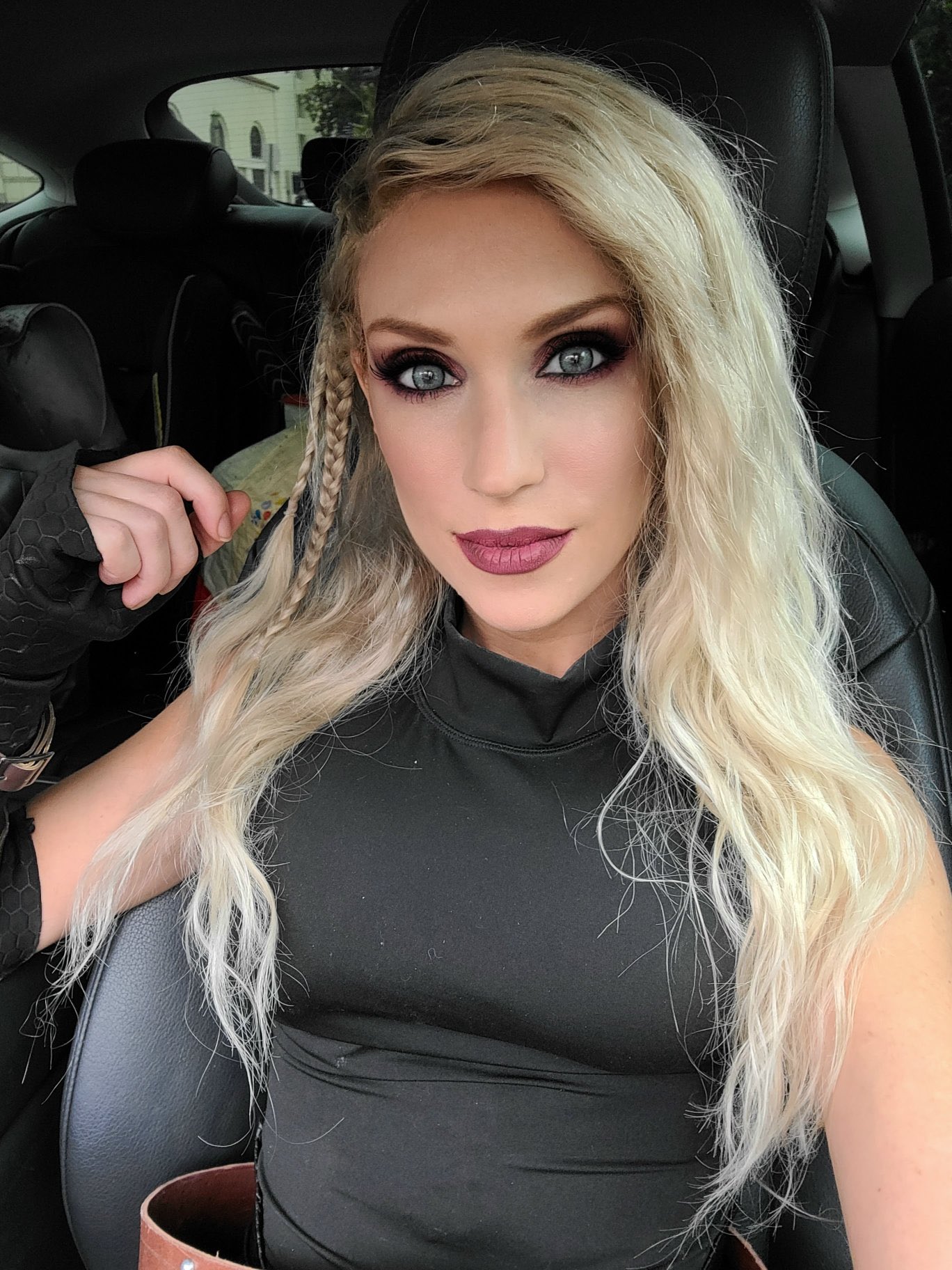 Graciethecosplaylass 💋 on Twitter: "I’d risk it all for Hemsworth ⚡️⚡️⚡