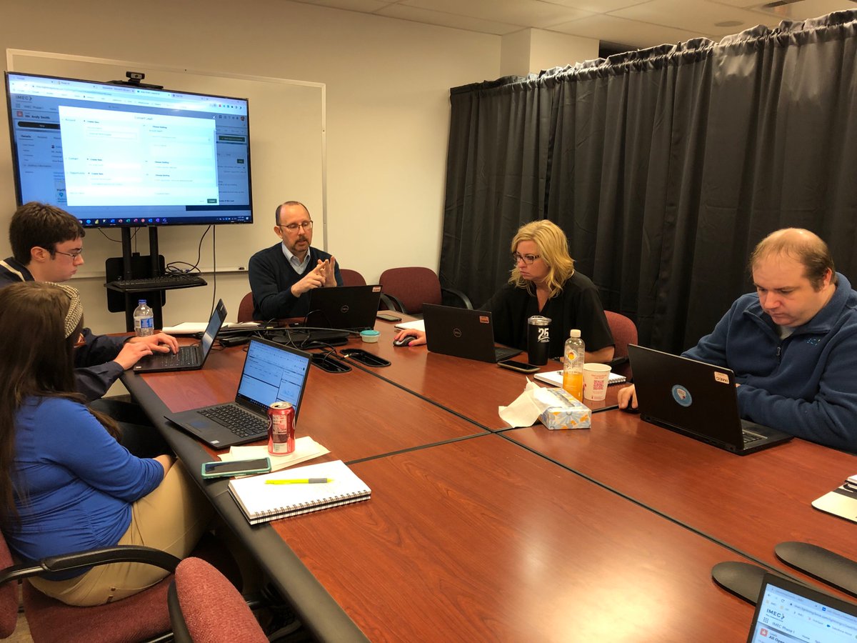 IMECillinois's tweet photo. There's something about working and learning together in-person. Great to have another round of Small Group In-Person meetings again with fellow IMECers.
#IMECTeam #manufacturing #madeinil #manufacturingexcellence https://t.co/6qsYSN1FDG