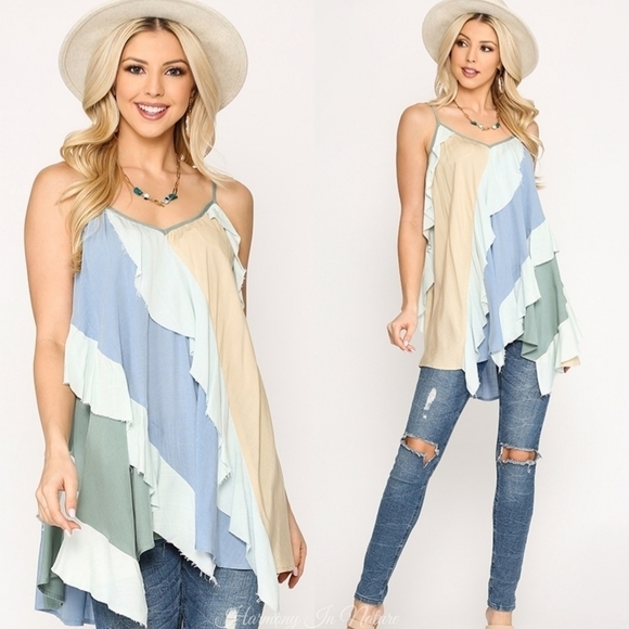 JanetMerryman's tweet photo. So good I had to share! Check out all the items I'm loving on @Poshmarkapp from @MikykiC #poshmark #fashion #style #shopmycloset #samueldong: https://t.co/aVqKknrb3T https://t.co/kTIGqlmy7w
