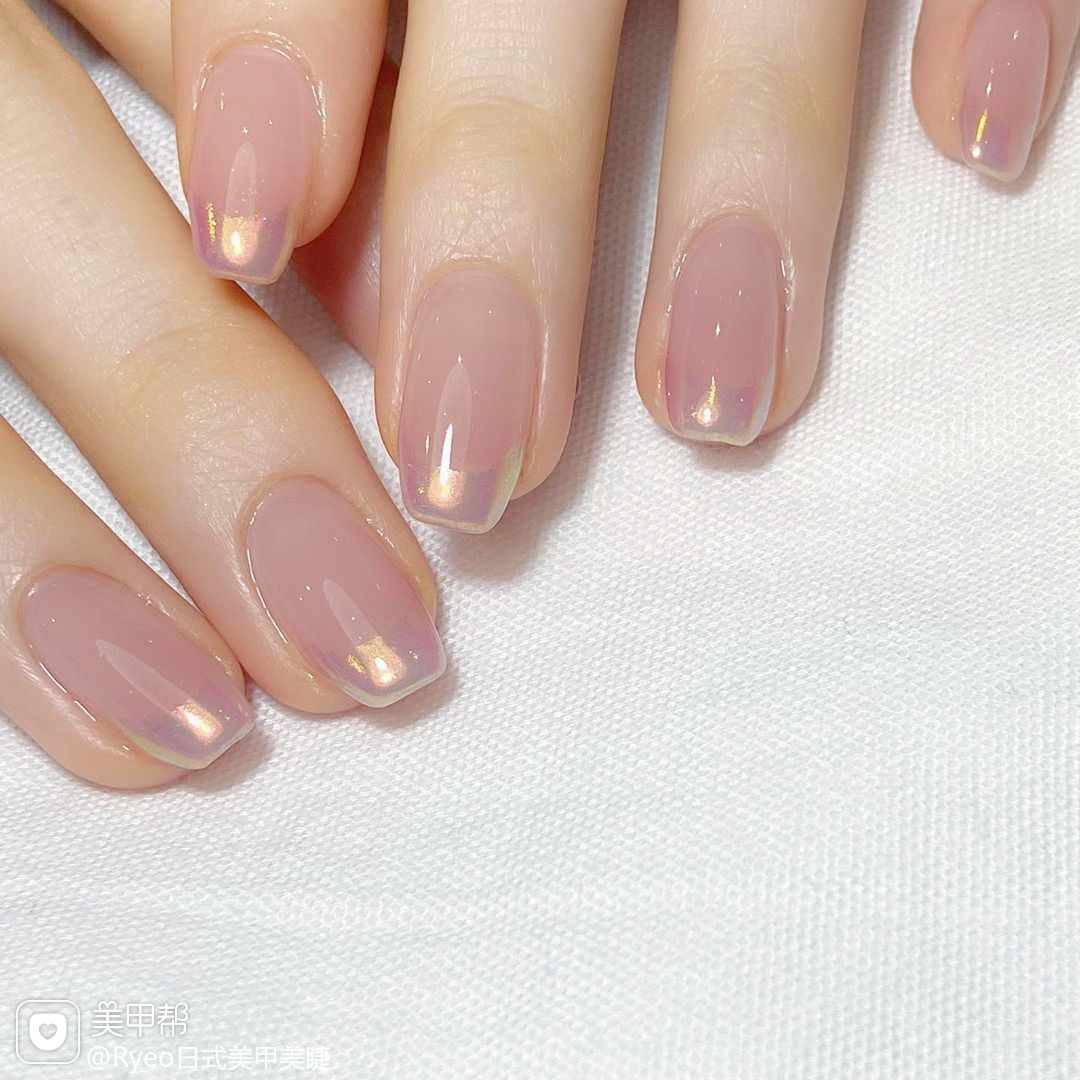 #Cherry blossoms color on your #nails in this sunny spring #Patriot'sDay. #nailart