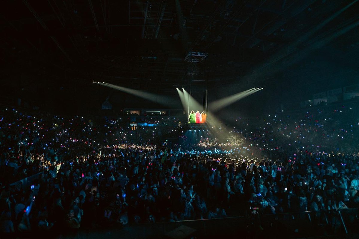 PopBase's tweet image. Little Mix’s Confetti tour gets a 5 star review by The Guardian.

“It’s clear that Little Mix are joyfully taking control of their legacy […] When Little Mix return, there’s going to be a party.”

theguardian.com/music/2022/apr…