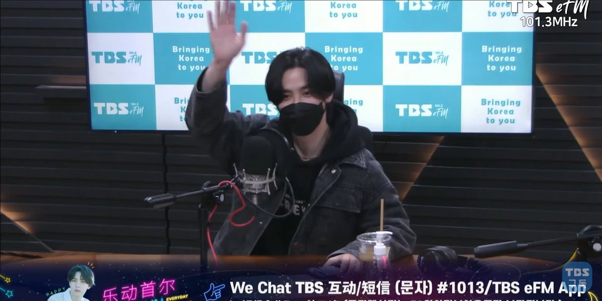 WayV_KunQ's tweet photo. 📻KUNRA📻ㅡ [220418] {Viewable}

🐻🧡

Welcome Back KunD🙌🏻

#乐动首尔 #QianKun #KUN #쿤 #钱锟 #WayV #威神V 
@WayV_official

#KUNONAIR https://t.co/h7UOfdLxre