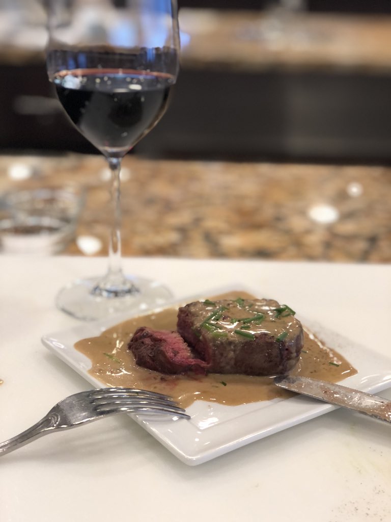 RebeccaBjourno's tweet image. Culinary classes on @OceaniaCruises Marina are so much fun - you will never go hungry or thirsty and there’s so much to learn, from popular local food to expert cooking tips &amp;amp; techniques … 🧄 🍷 🥜 #cruise #culinarycenter