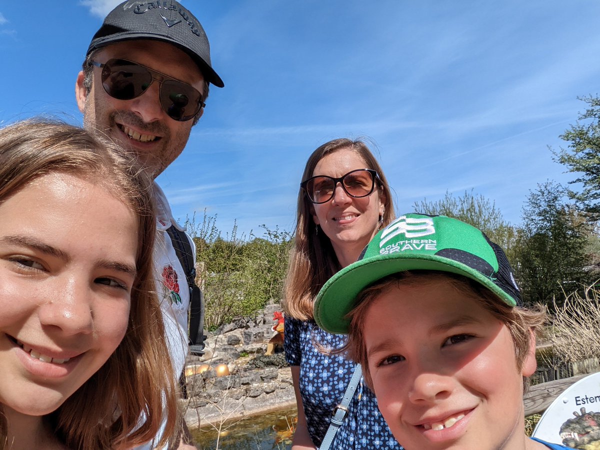 vincekeay's tweet photo. Great days at Marwell zoo #MZGoldenEgg https://t.co/wcUCGxoaLB