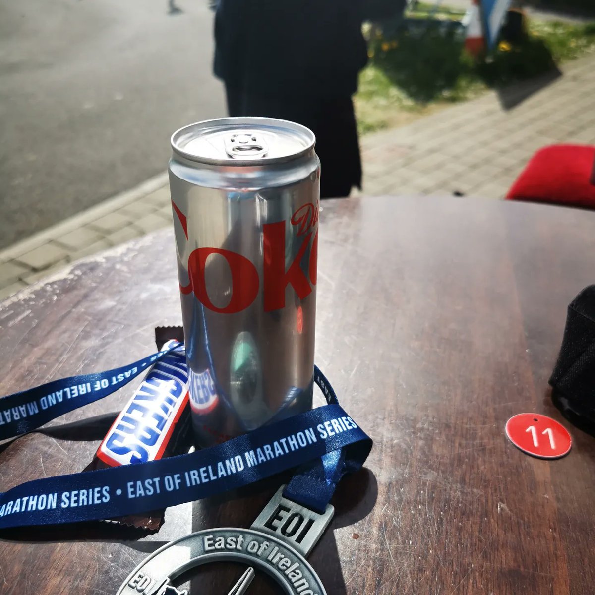 1ManAndBalloon's tweet photo. Easter weekend was a good time to get marathon 12 done 🏃🏻💙🎈big thanks to all the guys in #eoi next up is Kerry 50k 🤟 https://t.co/C3s8YIoVZ7