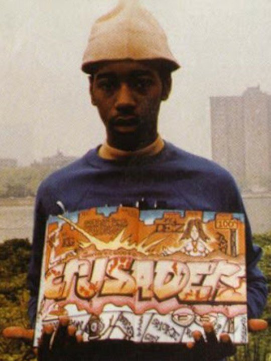 fakeshoredrive's tweet photo. RIP DJ Kay Slay

Dez. The Drama King. Mr. Smack Your Favorite DJ.

Not only did he premiere “Ether,” host Dipset’s first mixtape and unleash countless songs and freestyles. But he was also featured in the movie ‘Style Wars’ in 1983. A true pioneer, innovator and legend. 🕊 https://t.co/Bm2gzfEGHK