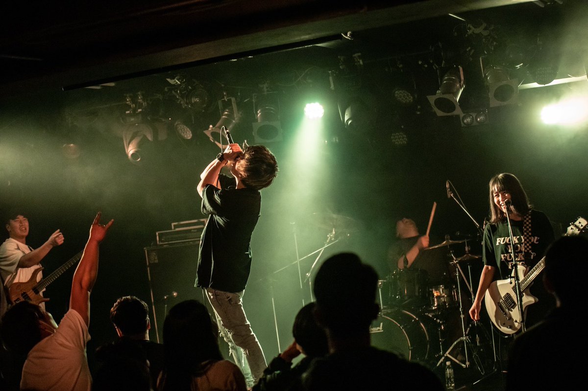 QuartetColor tweet picture
