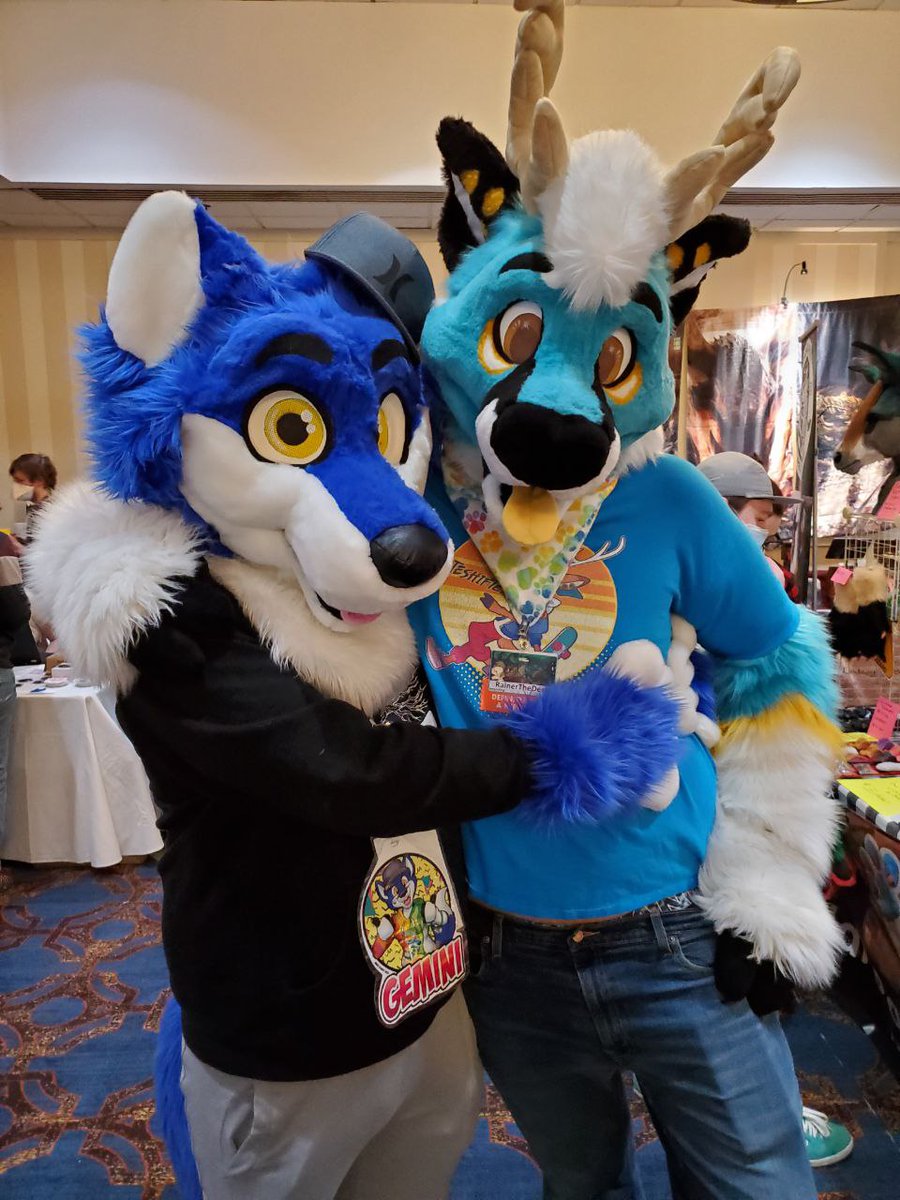 Cunning wolfbat @mff24 (@motomo21) on Twitter photo Special shout-out and love to this fabulous queen right here. Thanks for being a sweetie to me at #fursquared #fursquared2022 <a href="/rainerthedeer/">RainerTheDeer</a> Special shout-out and love to this fabulous queen right here. Thanks for being a sweetie to me at #fursquared #fursquared2022 <a href="/rainerthedeer/">RainerTheDeer</a>