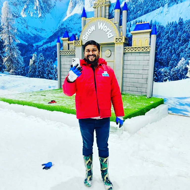KuldeepNagarAd2's tweet photo. || फुल टाइम मस्ती ||
गर्मी में भी ठंडी का एहसास...😁
है बाबा खास...😀😂
#Snow_World ⛄
#Loads_of_Fun
#temprature -10
#CoolChallenge
#KuldeepNagarAd2 https://t.co/GHtr856kLf