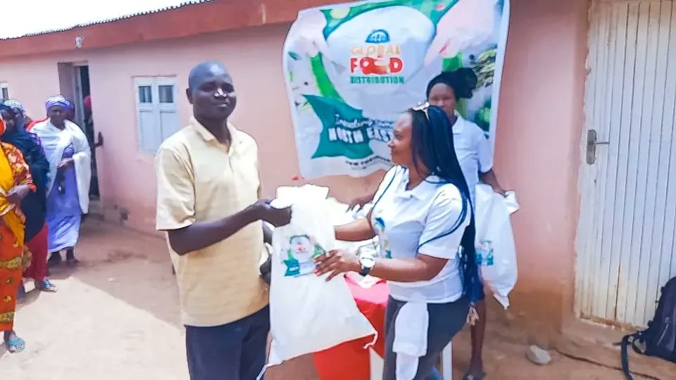 InnerCityHQ's tweet photo. #HAM UPDATE! - FOOD DISTRIBUTION IN YOBE, NORTH-EAST NIGERIA π³π¬
Our volunteers in Jerusalem, Damaturu Yobe state, participated in our ongoing #GlobalFoodDistribution donating food items to needy households in Jerusalem.
https://t.co/4O7uM7WL6g https://t.co/Pmv4RMRVoA