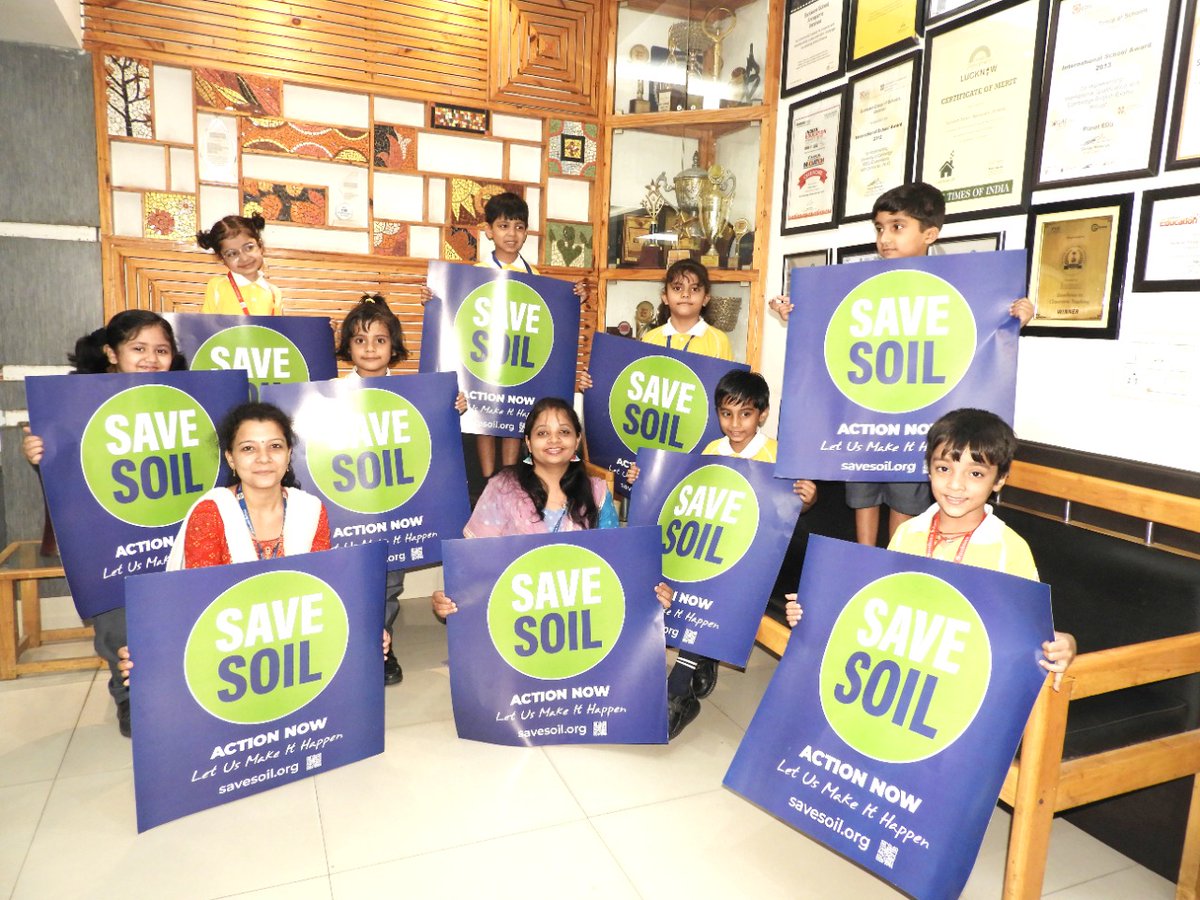 AnpSunbeam's tweet photo. The Real Solution is Right under our Feet! That's the Common Ground for All ... humans, animals, plants ,water bodies micro-organisms..
Let's make it happen
#savesoil,   Let's turn our home into a #consciousplanet an appeal by students  and staff of Sunbeam Annapurna
@SadhguruJV https://t.co/fXYMSOqE3t