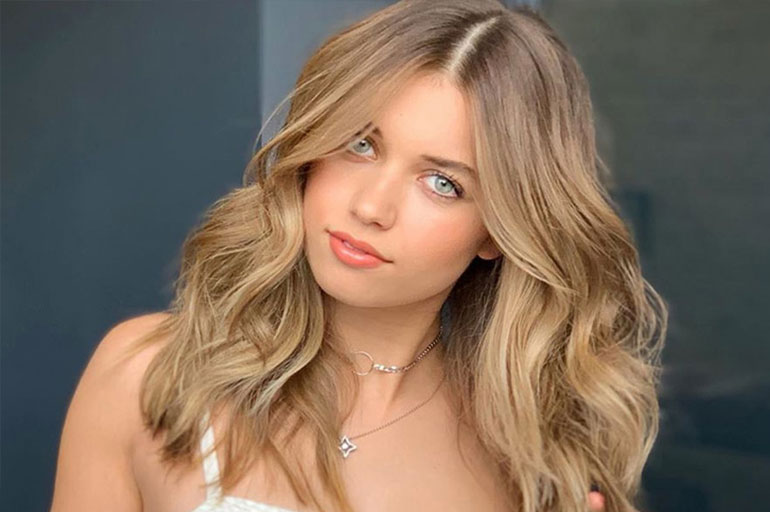 OGM Pictures, kod adı #Antepli olan yeni dizisi için hazırlıklara başladı. Yeni yayın döneminde ekrana gelecek olan dizinin başrolü Afra Saraçoğlu oldu! Dizi Star TV'de yayınlanacak. #dizifilmcom