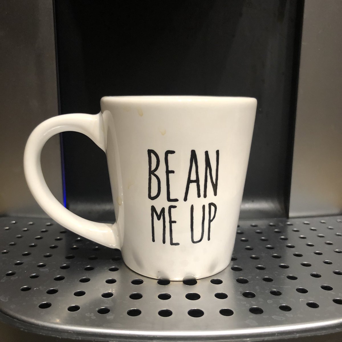 mornin_coffees's tweet photo. Bean me up, tiny cup.
#coffee https://t.co/gNzxbhes8N
