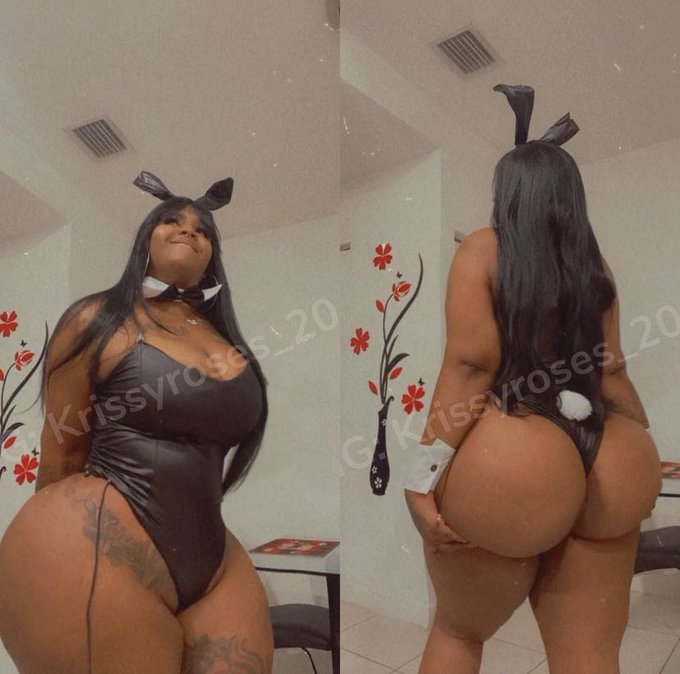 Can I be your Easter bunny? https://t.co/h3HohVBzI5