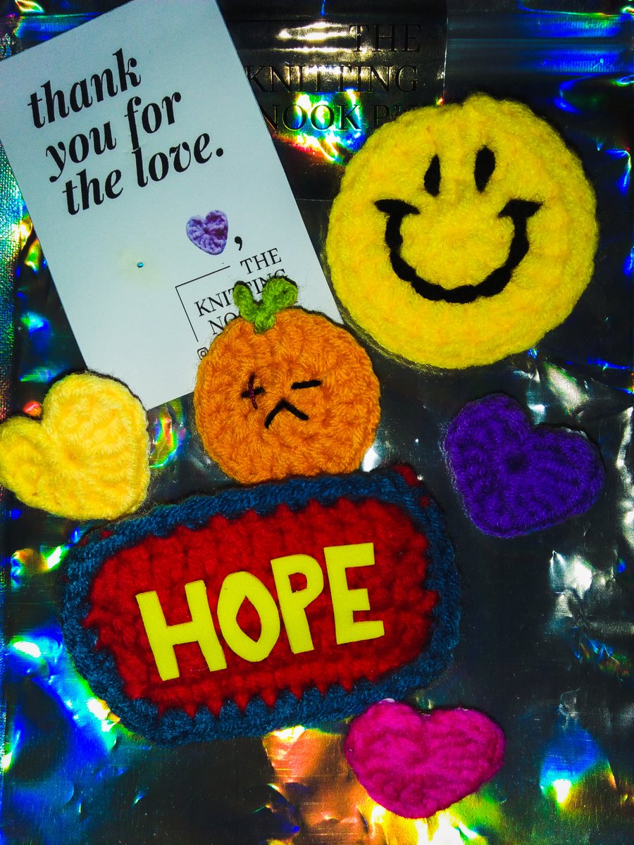 pins safely arrived today!!! <a href="/knittingnookph/">Knitting Nook PH 🧶</a> thank you so much for these beautiful pins 🥺🫶  it is very well made. i love it sm 💜