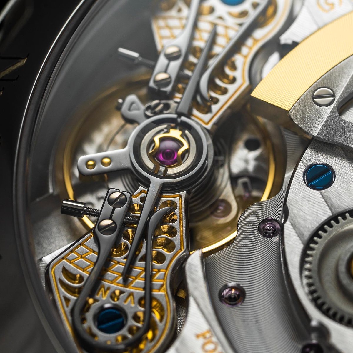 baldassarreted's tweet photo. One of the best finished watches under $10,000, the Glashütte Original PanoMaticLunar. https://t.co/mj9nzGrXk1