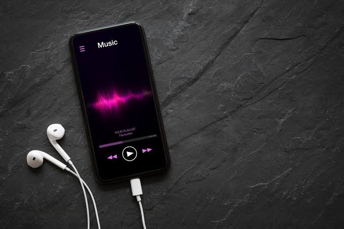 brainballer_'s tweet photo. This for the music freaks 🎶

N25k up for grabs tonight. Answer simple #music quiz questions at 8pm. 

Visit https://t.co/Lks1mViLqF register now.

Tag a friend 🤞 https://t.co/aybWjItlF9