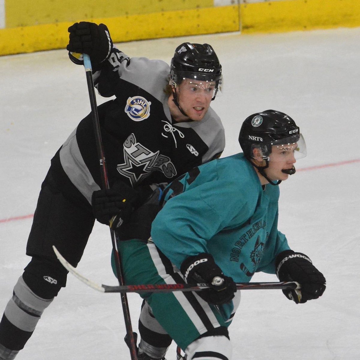 SJHL_NorthStars's tweet photo. Happy birthday to our very own, defenceman Wilson Steele! ⭐️🎉

An ‘02 birthdate from Calgary, AB, Steele turns 2️⃣0️⃣ years old today! 

Have a great day Wilson!! 🎊

(📸: @MartyMartyPxP1) https://t.co/85LO8jYvBs