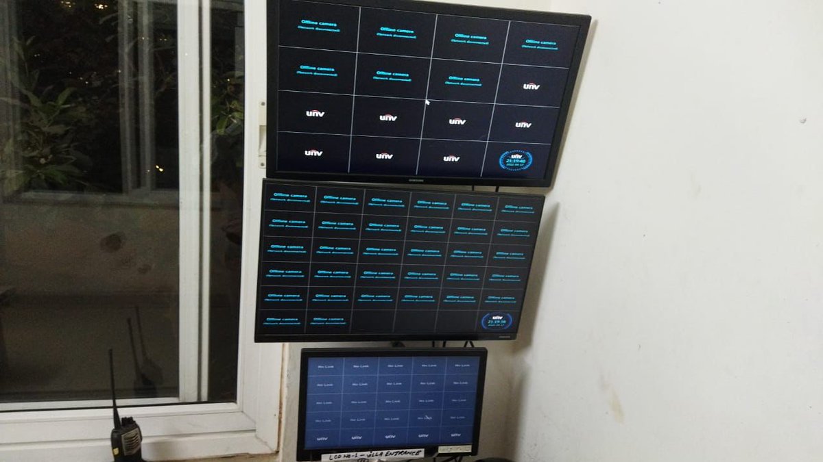 abbasrizvi1979's tweet photo. Booth no. 5 CCTV system of Shalimar Garden Bay,Lucknow remained offline from 17 Apr to 18 https://t.co/72P7jtnvKx continue to remain an area of concern in this housing society. @JLL @shalimarcorpltd https://t.co/3PhQIy20p0