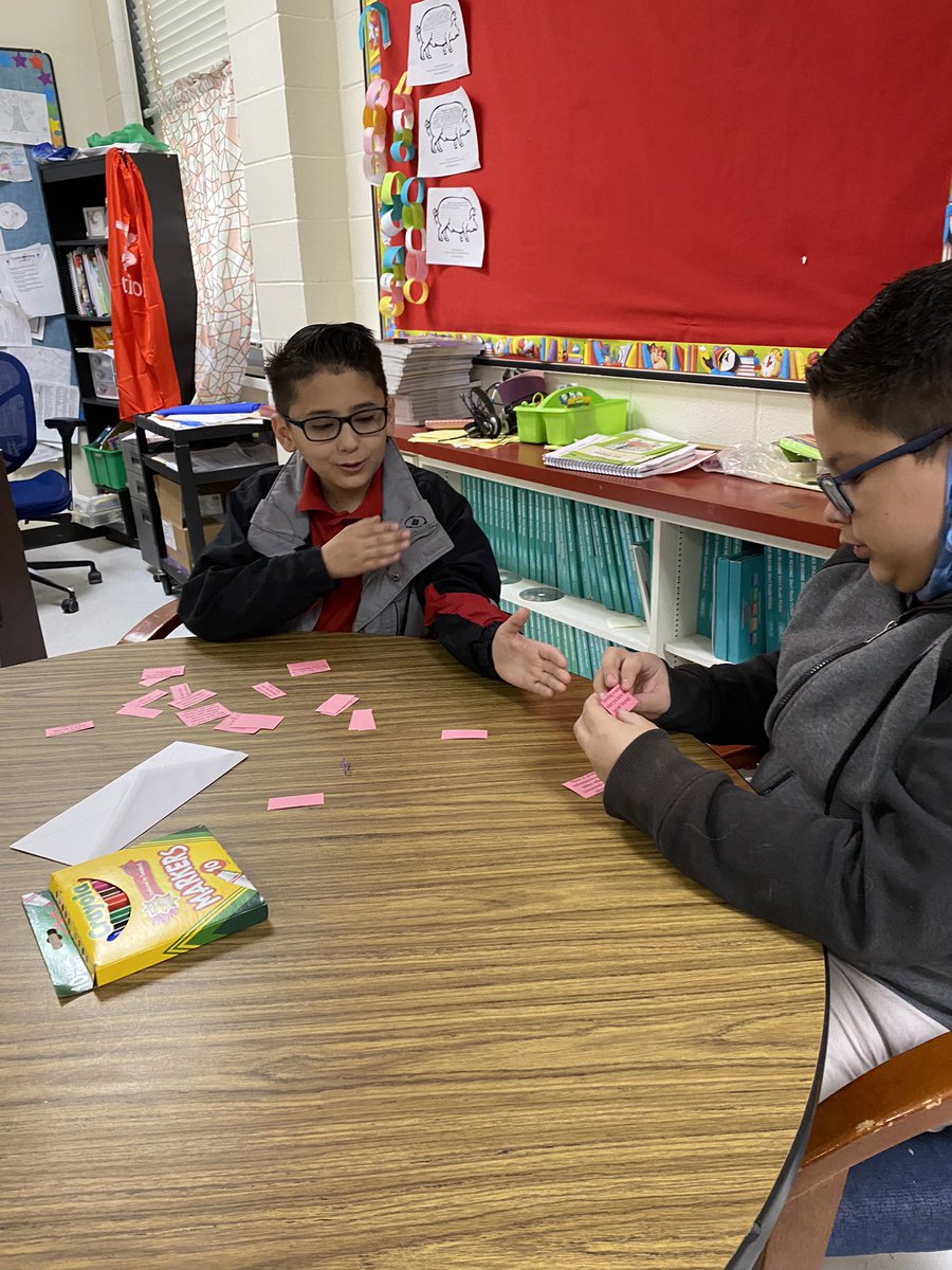 angr17's tweet image. Argumentative card sort for
Monday morning interventions at @GlenCoveElem.#shinebright #interventionsforALL