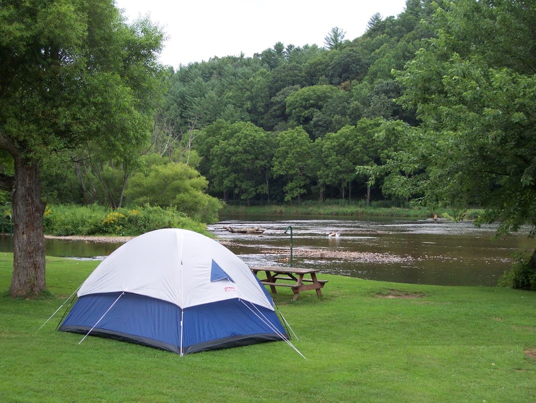 ColumbusOutdoor's tweet photo. Join COP's first backpack outing for 2022 this coming weekend! (April 22-23) The trails are well designed without severe climbs, so the area is especially good for beginners. Details here - https://t.co/4G4vWsiVtx https://t.co/D0167gKjFT