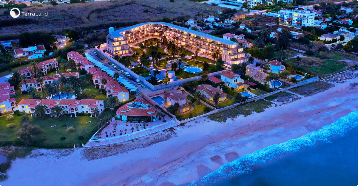 hitower_app's tweet photo. Hey #Tlanders

Prefund for Denia Beach Residencial ends tommorow at 12:00 PM CET.
If you want to become the owner of this beautiful property, use your $UST and join the prefund today! https://t.co/GBL78PMFzk