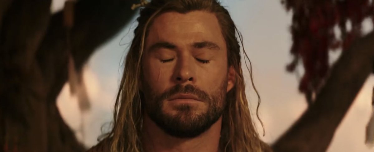 FilmUpdates's tweet photo. Chris Hemsworth in Thor: Love and Thunder https://t.co/nfGyIlMr5q