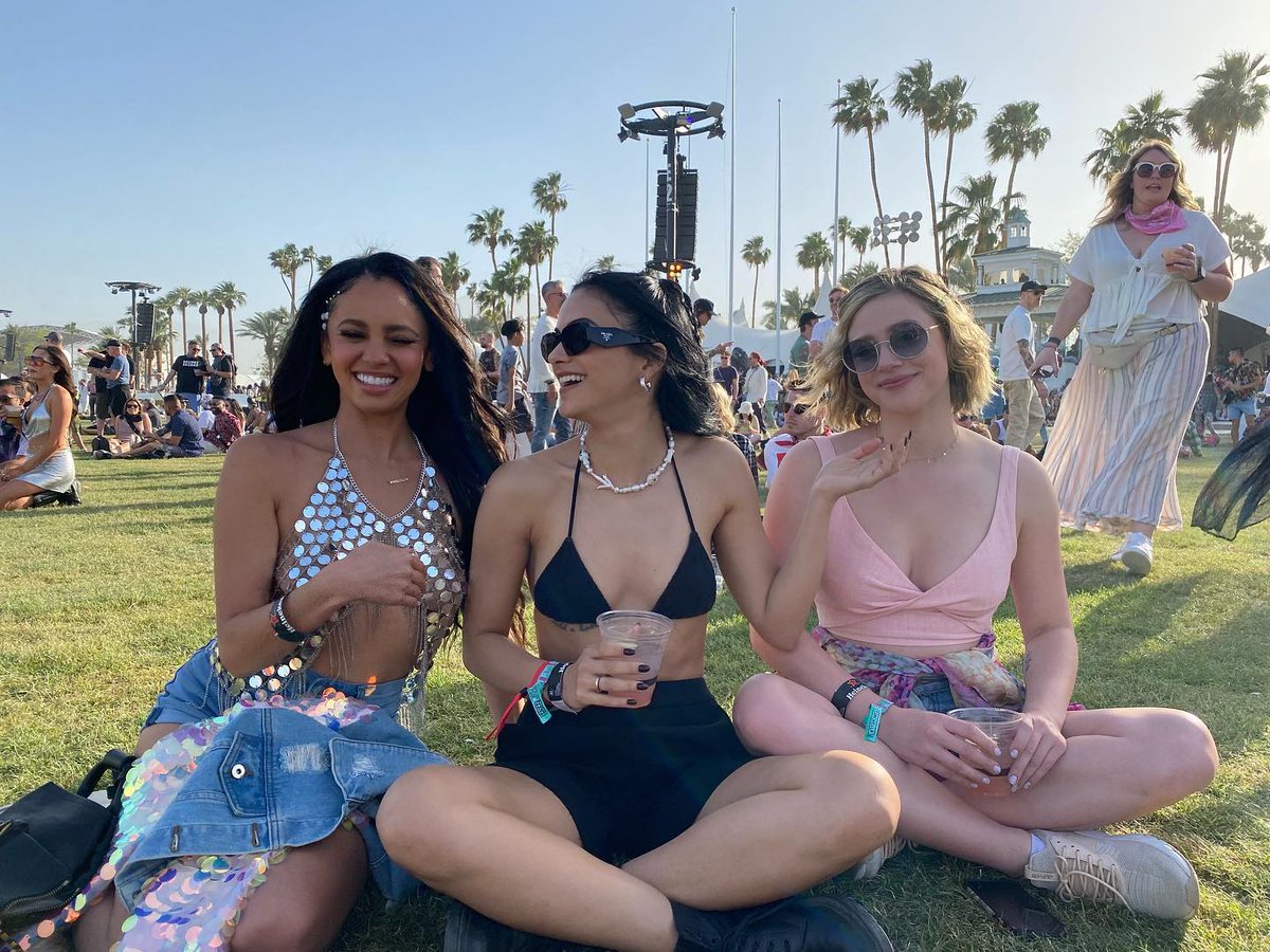 A #Riverdale besties sighting at #Coachella?? It simply makes my heart SOAR. 💗💕