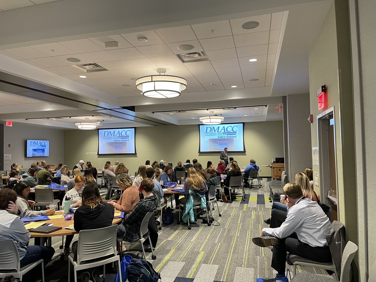 DMACC_CA's tweet photo. Last week, we had a great group of students for our explore education day! Students had the opportunity to listen to the Teacher of Year and hear from current teachers and administrators! Swipe to see highlights and find more events like it at https://t.co/PnE6CQLHDv" https://t.co/uXCV8CwGjr