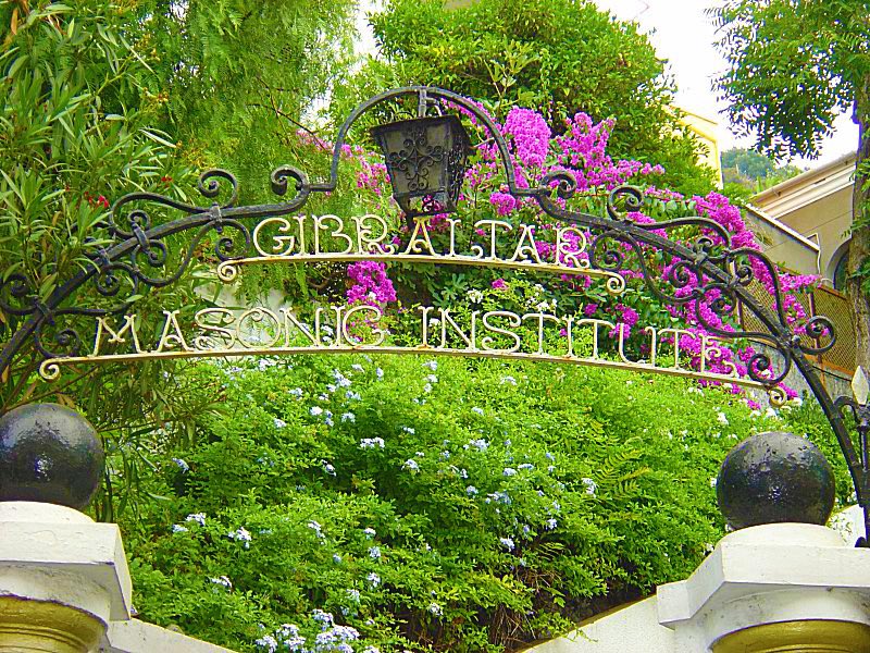 GibFreemasonry's tweet photo. This is the beautiful entrance to our Gibraltar Masonic Institute where all 🇬🇮 Lodges meet, including 3 different constitutions (English, Scottish and Irish) and 9 different orders!

Follow for information on what our lodges do, both in freemasonry and in our wonderful Community https://t.co/9O0IiAfZbA