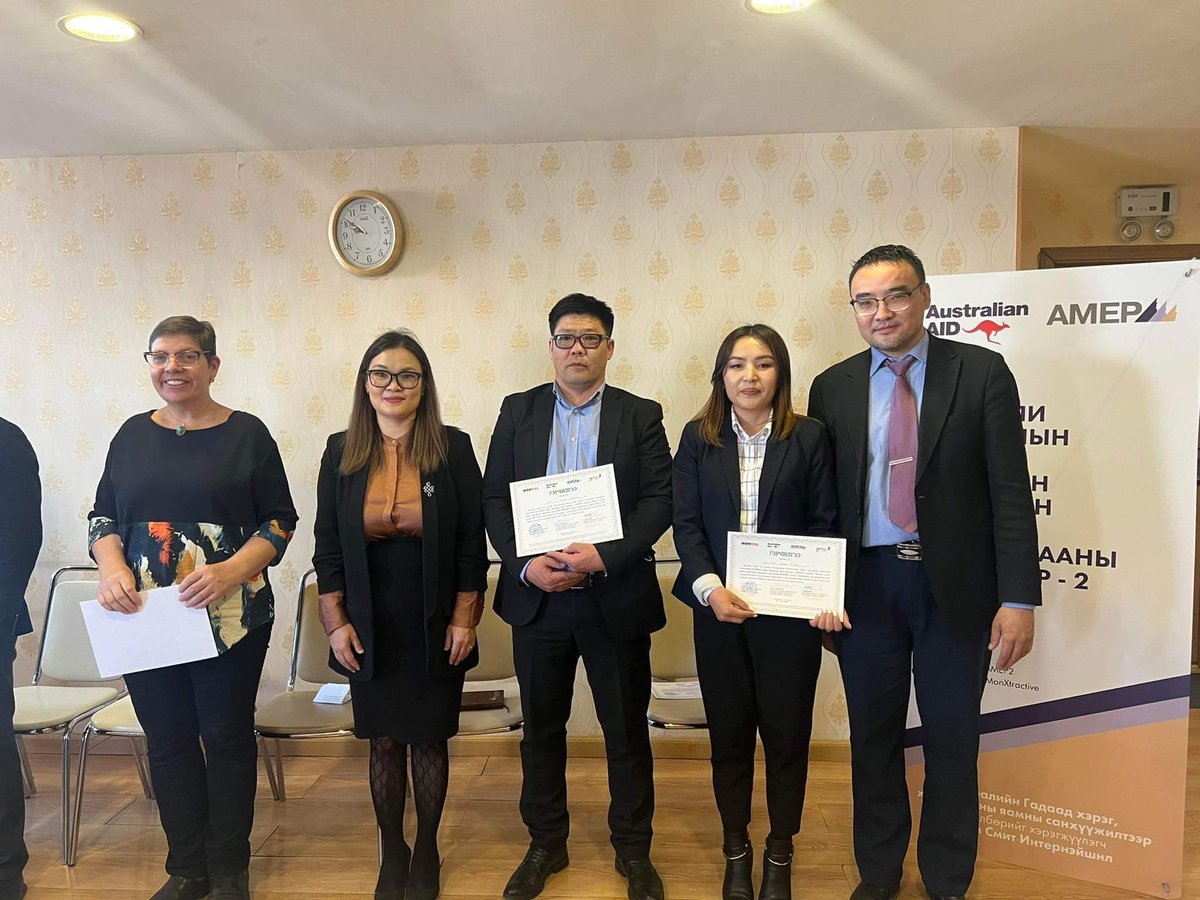 AusMonXtractive's tweet photo. Congratulations to #Mongolia ‘s first fifty appraisers who completed their training on #MONVAL and VALMIN code reporting and received their certificates. #AMEP2 wishes every success to the further collaboration between @TheAusIMM and MONVAL Committee. https://t.co/XOZSbUxrUQ