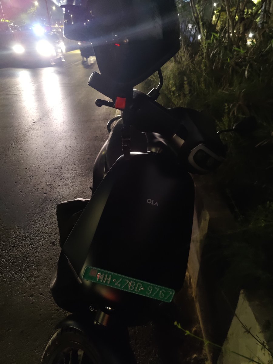 dhairya_slnk's tweet photo. Hi @OlaElectric my scooter got switched off suddenly even after 50 kms of charging showing on screen. No one in the RSA helpline number picking up calls. Brand champiom not responding help. I am on western express Highway near JVLR in Mumbai. Please help.
@OlaElectric @bhash https://t.co/358qZu3Z4u