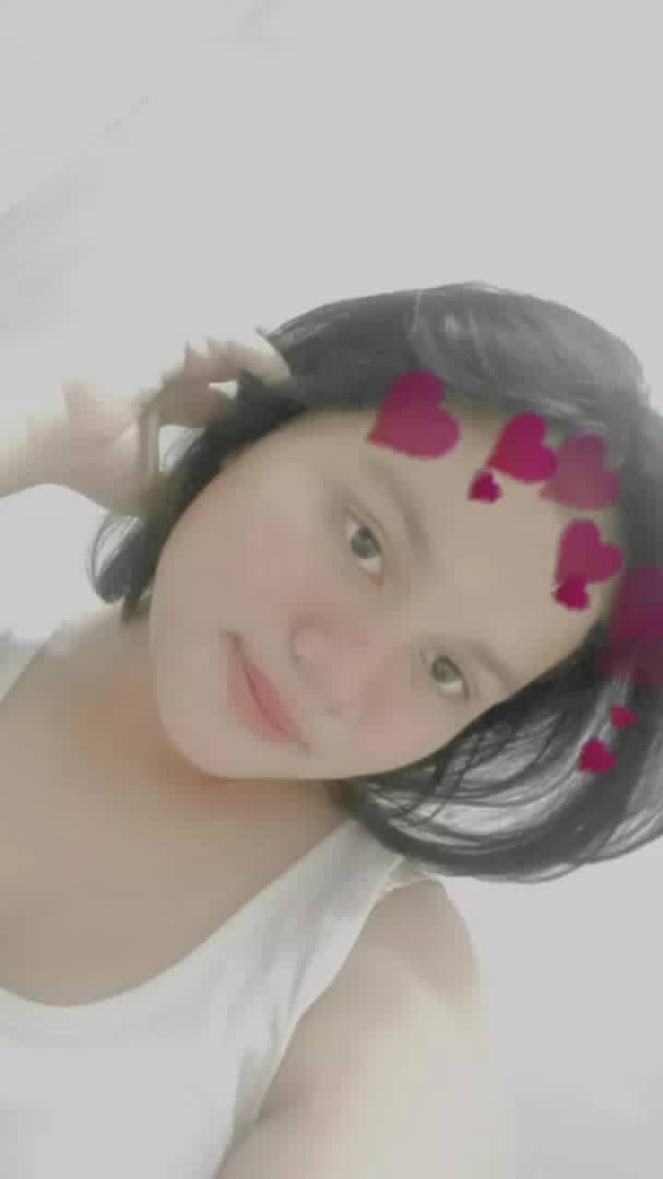 Calvin73961551's tweet photo. Hello geng tolong viralkn perempuan ni
1)layan vc bogel
2)ade gambar/vd bogel https://t.co/e0wEjM8Erc