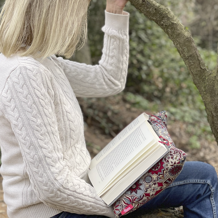aquatremans's tweet photo. Setmana de Sant Jordi! 💕Roses 🌹, llibres 📚i no us oblideu del complement ideal, l'autèntic coixí de lectura. 
https://t.co/xswp73dlAC

#coixídelectura #coixidelectura #coixinsdelectura  #lectura #setmanadesantjordi #santjordi #santjordi22 #santjordi2022 #llegir #lectura https://t.co/KFWz1Ltmko