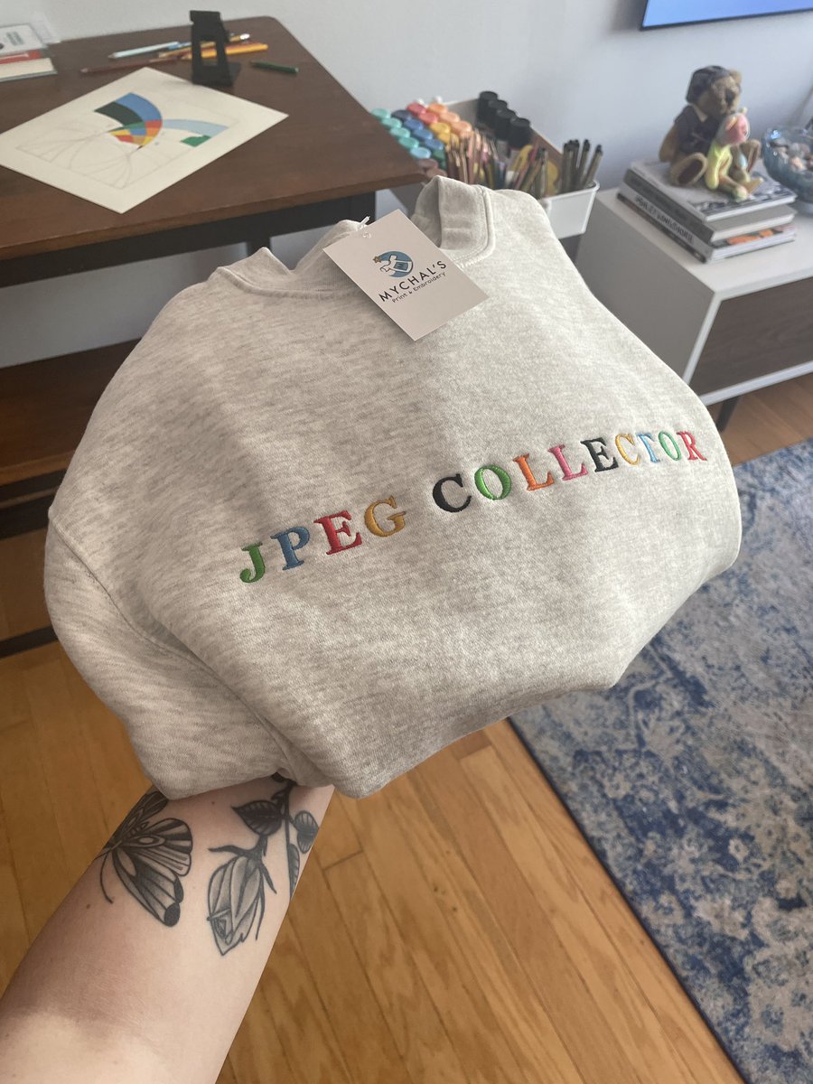 amber_vittoria's tweet image. Crewnecks are live! Only 9 total (just booked some work so sadly can’t fulfill more than these!)

etsy.com/listing/106253…