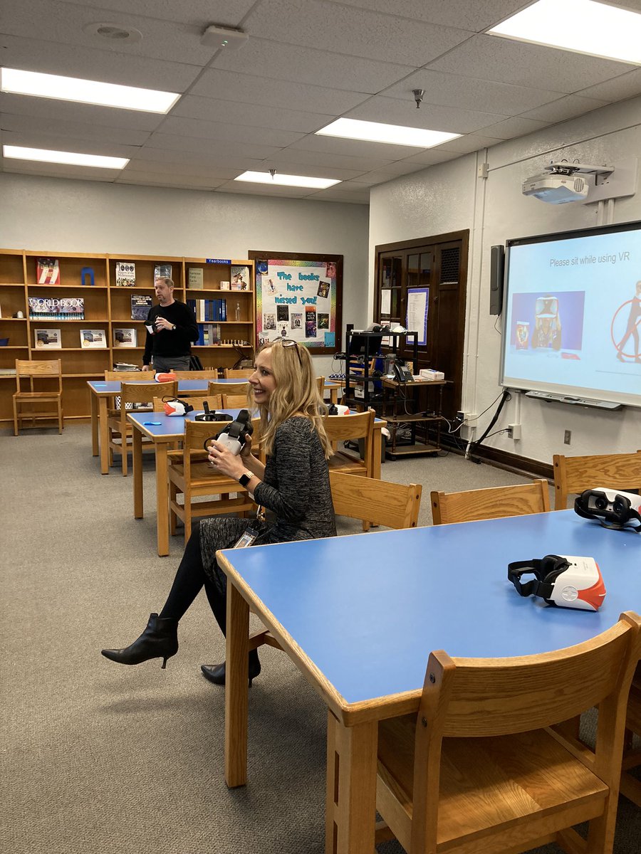 jackietalkthai's tweet photo. 8th graders @JCTMS_JCPS are reading “Diary of Anne Frank”, we are bringing in VR to take them to Amsterdam, Auschwitz, and a Holocaust memorial @jctmslibrary #JCPSDigIn #LearningExperience https://t.co/4DwM1yCucl