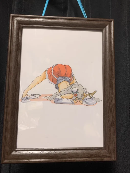 自分で描いた絵を額に入れて悦る 遊びをした 