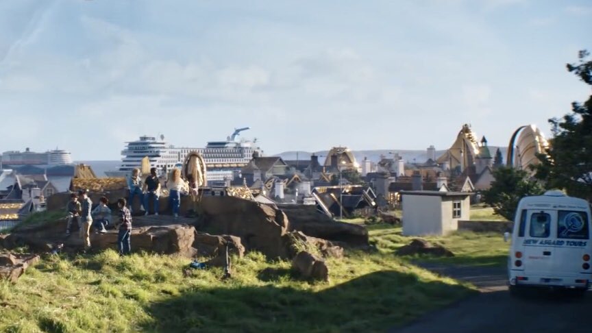wandaslizzie's tweet photo. NEW ASGARD GLOW UP IS INSANE LET VALKYRIE LEAD 🗣🙇🏻‍♂️ #ThorLoveAndThunder https://t.co/1JB9CKrcWA