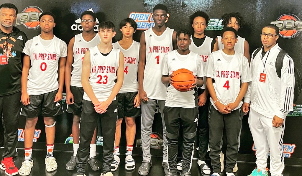 EAPREPSTARS1's tweet photo. E.A Prep Stars 15u Adidas Gold Team locked in April 22-24 at @OntheRadarHoops SWEET SIXTEEN II TOURNAMENT in the Peach 🍑 State of Georgia https://t.co/DnntZrrjuH