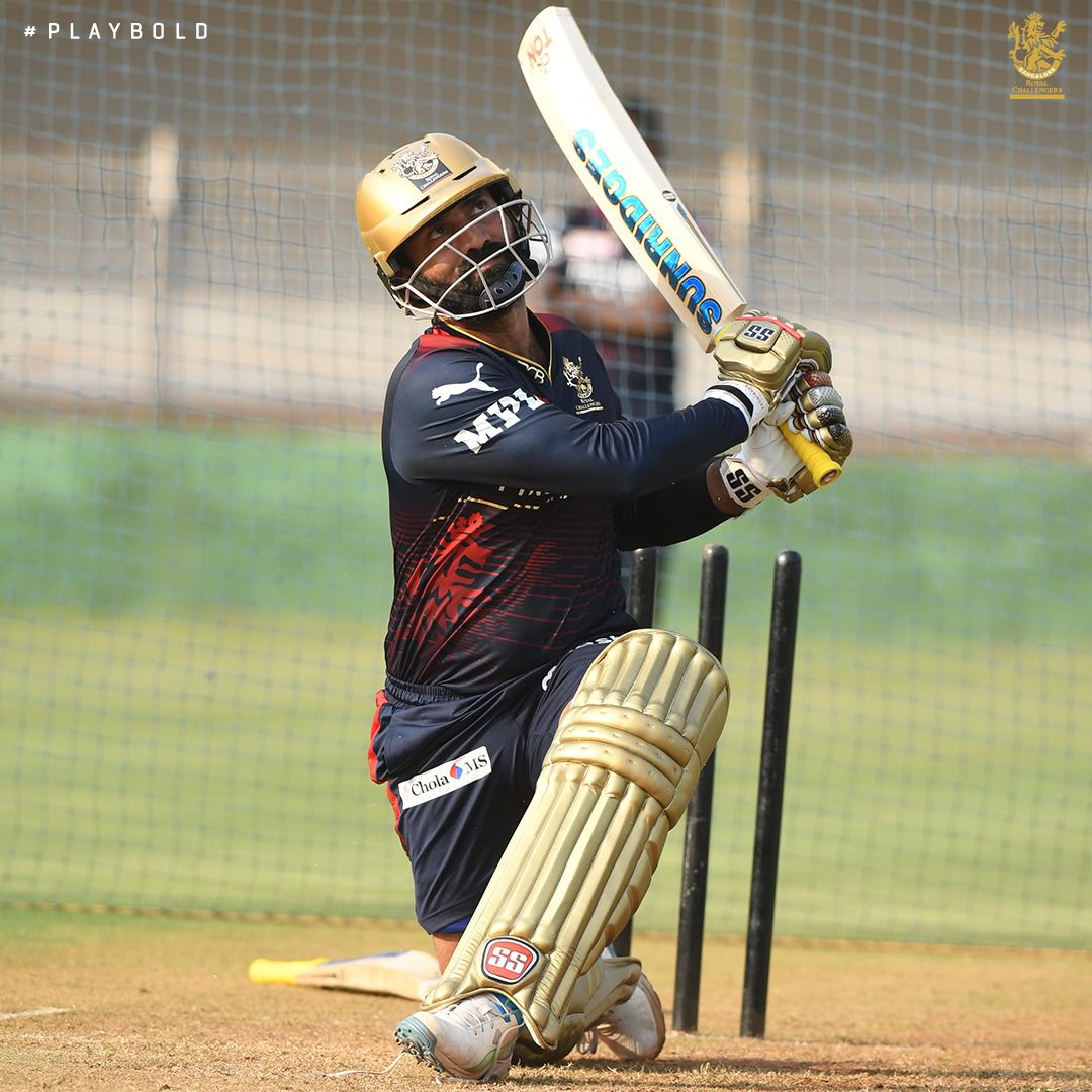 FQomc1paAAcCAnJ?format=jpg&name=medium