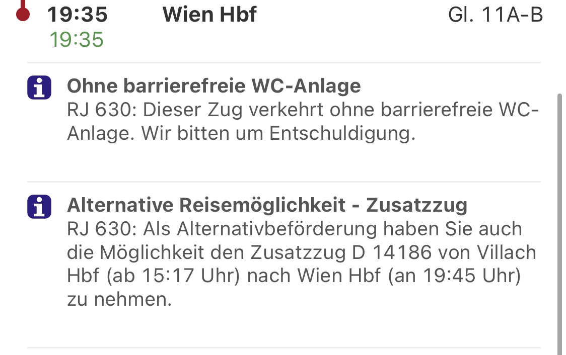 CSapetschnig's tweet image. Bei aller Kritik an @unsereOEBB Am heutigen Feiertag fährt stündlich ein Zug Villach -&amp;gt; Wien und außerdem gibt’s einen Zusatzzug. Schaffner spielt gekonnt Tetris mit den Fahrgästen und es riecht nach Reindling &amp;amp; Schinken.