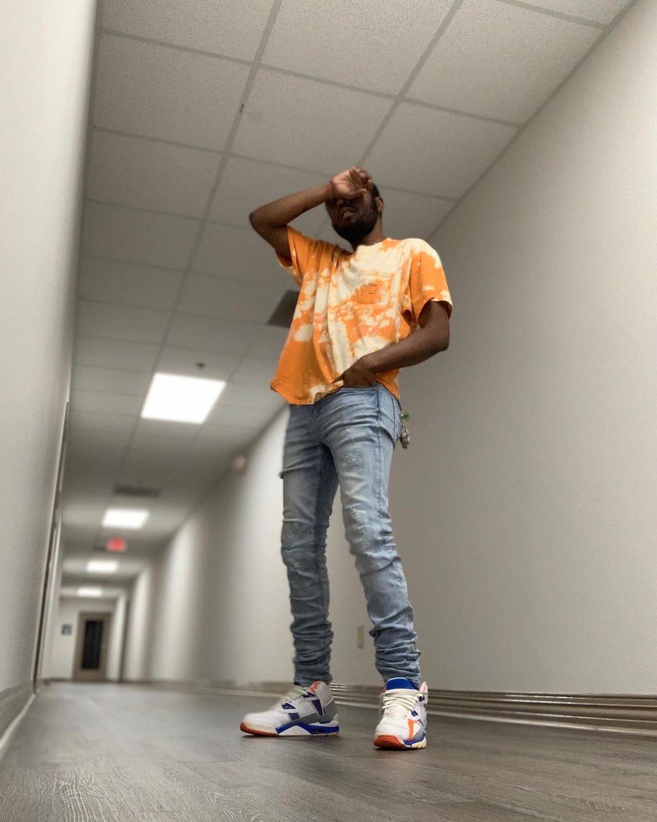 solehimself's tweet photo. Happy 33rd to me. https://t.co/HaYfgIPJrX