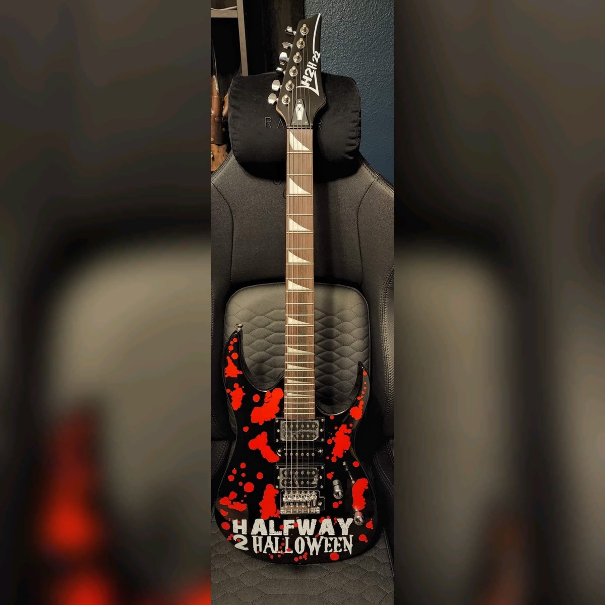 CunninghamWake's tweet image. This year's H2H guitar that will be raffled off at Halfway 2 Halloween 2022 May 7th at Brass Mug in Tampa