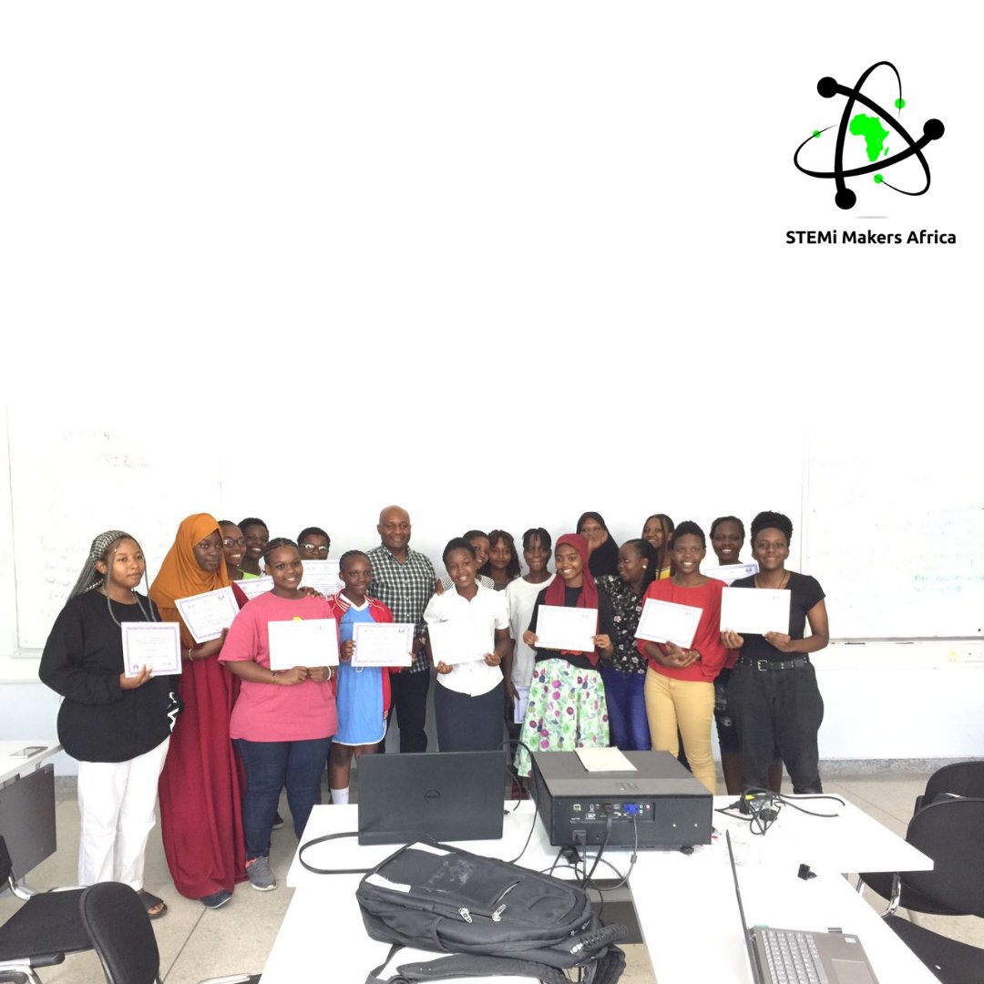 We understand that the increasing demand for #STEM are vital to the development and economic growth of a nation. As such, women and girls should not be left behind. The #STEMNovation Bootcamp aimed to increase girls' self-confidence to participate effectively in the society.