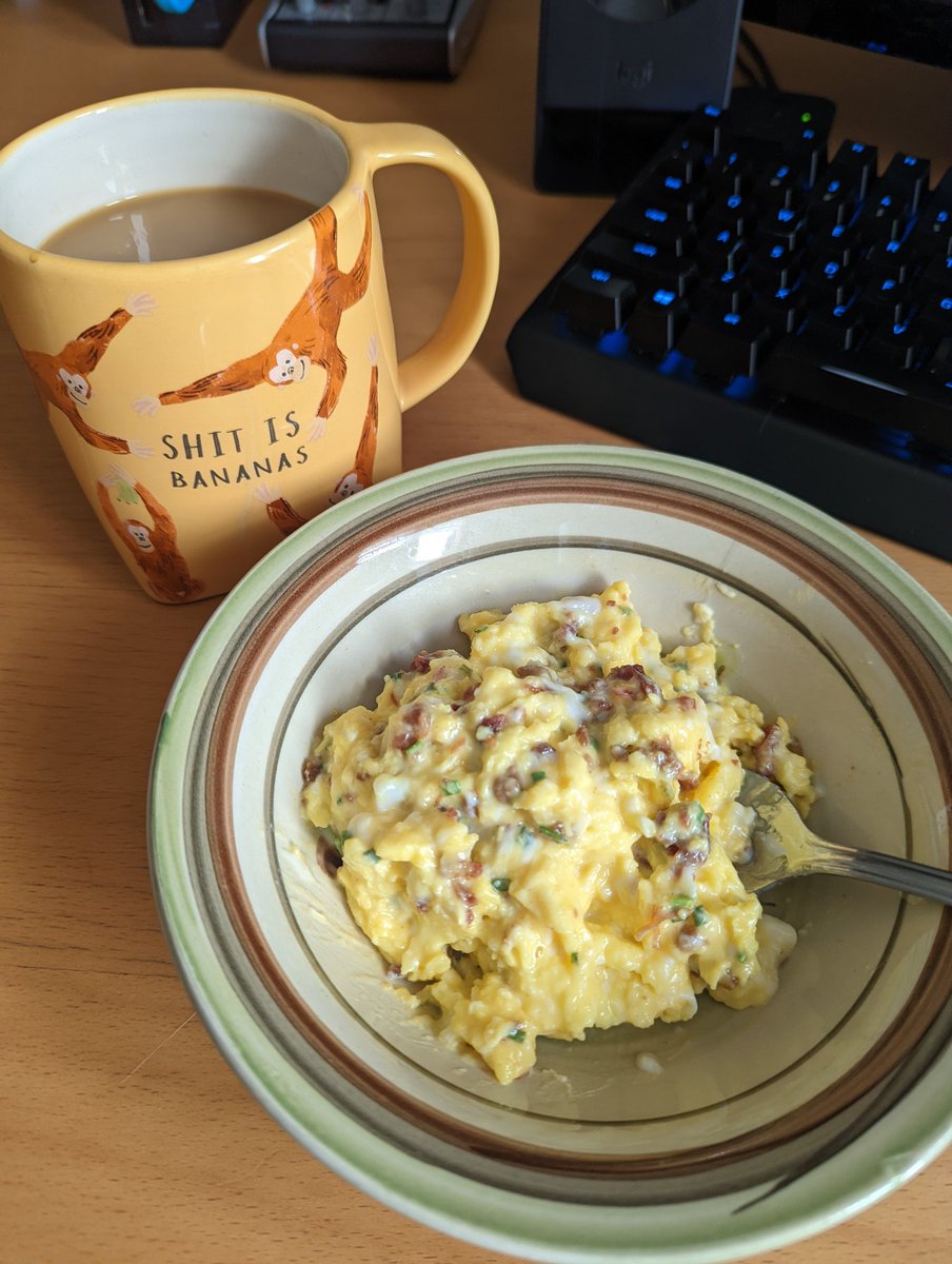 GAMERS, show me your go to breakfast, I'm trying to see something!

My go to is Gordon Ramsay style scrambled eggs with chives and bacon, with a nice cup of coffee! https://t.co/eZgew8HcAH