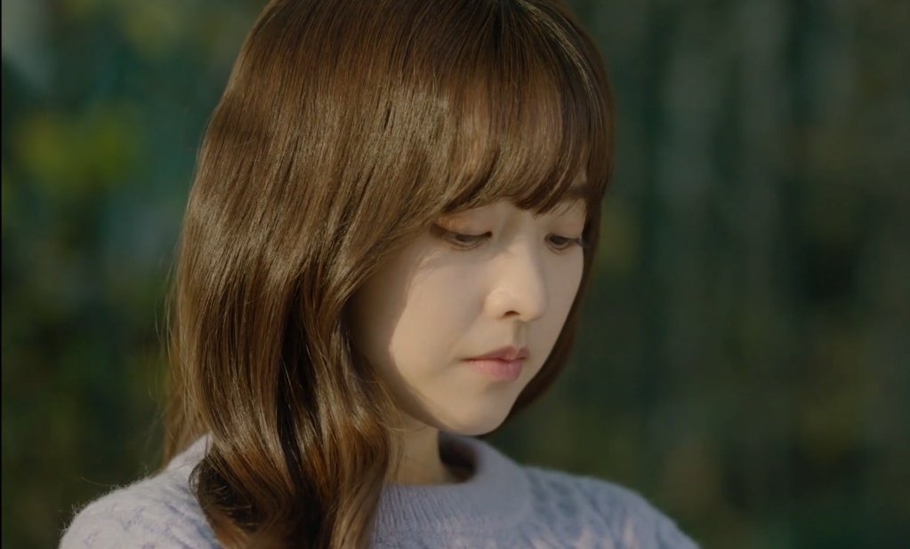 DoomSeo's tweet photo. Ep 1 Dong Kyung was really something else. Just gorgeous &amp; so beautiful.

She should've responded to MyulMang's 'I know I'm handsome but I'm busy' with:

'I know I'm pretty. But I'm dying.'
Lol. Jk 😆

Is the TP done?

Doom at Your Service
#DAYSRewatchEP1and2
#ReliveTheHappyDAYS https://t.co/P7U4LeeT6y