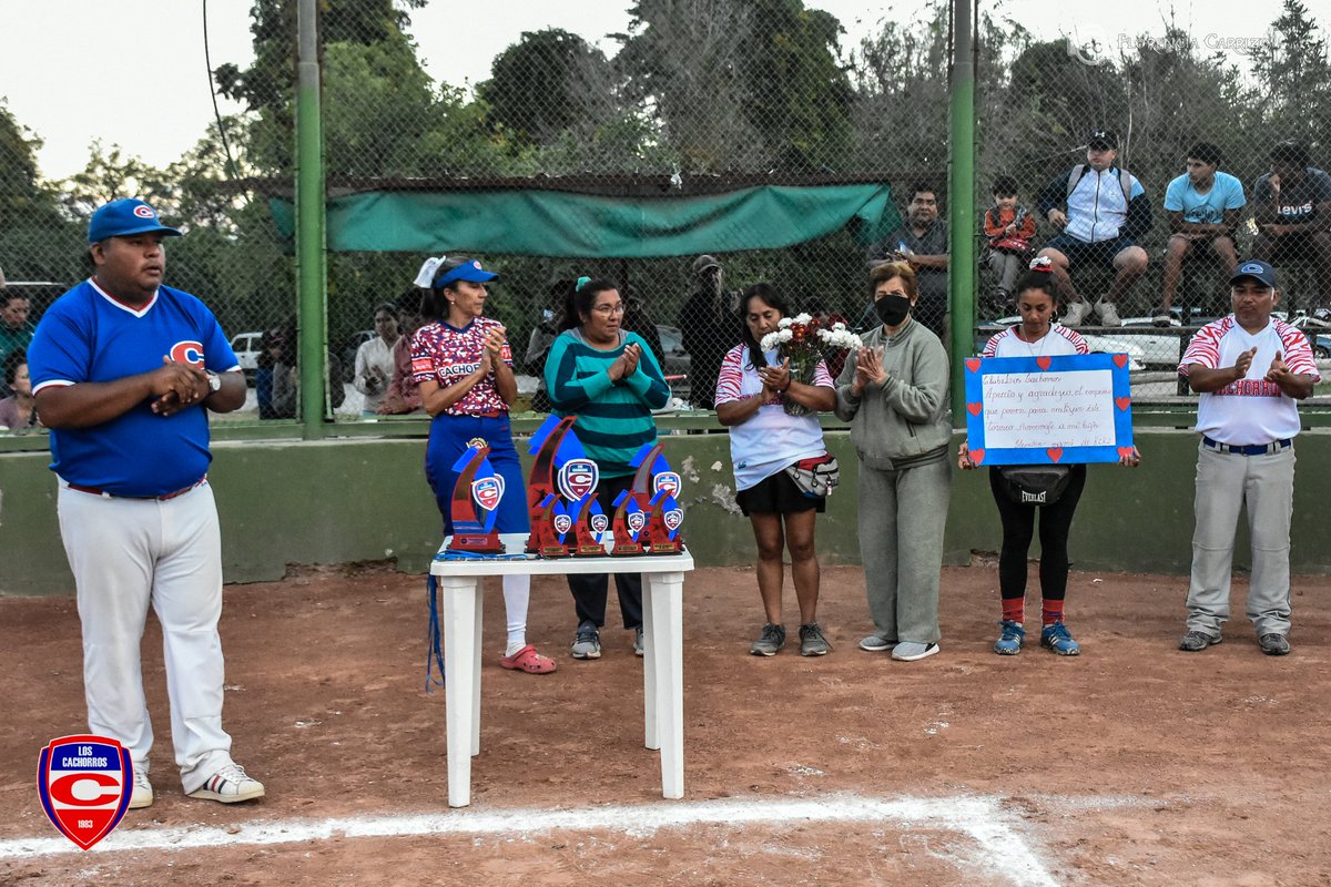 CachorrosSalta's tweet photo. #Sóftbol🥎 / TORNEO KIKI VILLAGRA

La 2da edición del 14 al 17/04/22 Club Los Cachorros.

RESULTADOS DÍA 4
SEMIFINAL
•CEF 0 - CH AZUL 12
🏆BRONCE
•SANTANA NEGRO 5 - CARANCHOS 14
🏆PLATA
•HALCONES 5 - SANTANA AMARILLO 2 https://t.co/zdsreWxCKE